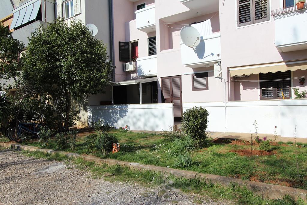 Apartment Ilinovic Rovinj Exterior foto